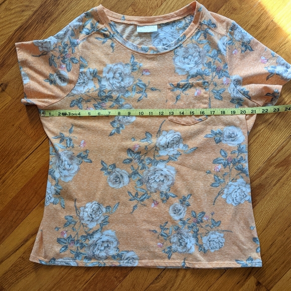 Bobbie Brooks Peach Floral Top 1X - Picture 7 of 7